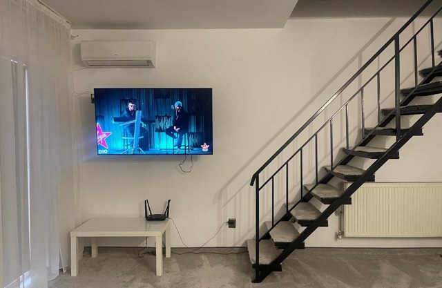 Apartament cu scara interioară