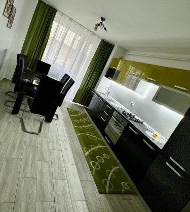 Apartament perioada untold