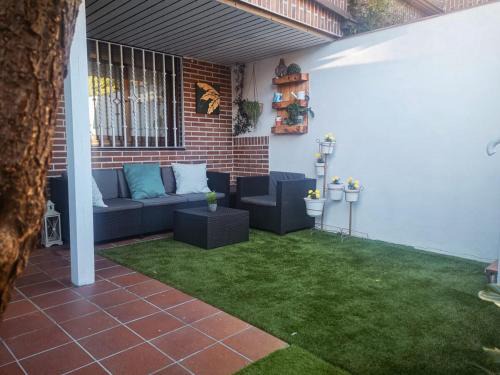 Apartamento con jardín privado a 10 min del centro de Salamanca
