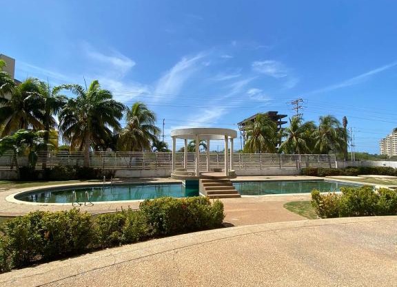 Apartamento Laguna Suites, vista al mar y piscina