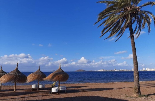 Apartamento Primera Línea de Playa en Playa Honda- La Manga del Mar Menor