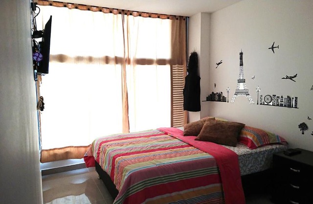 Apartasuites Medellin Los Molinos