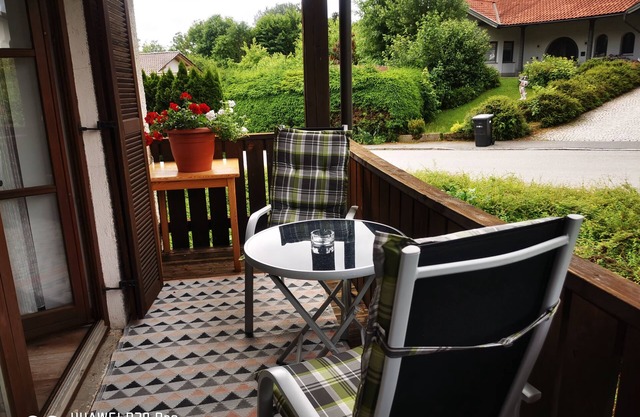 Aparthotel Chrysantihof - Zwiesel - Holiday apartment with large balcony, 2-room apartment