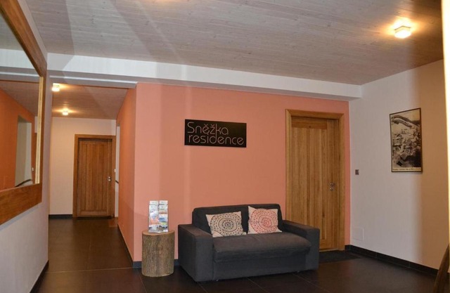 Apartman De Luxe, Pec pod Snezkou
