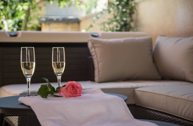 Apartmani M&C, Jacuzzi pool, Nationa Park Brijuni Islands, old town Fažana