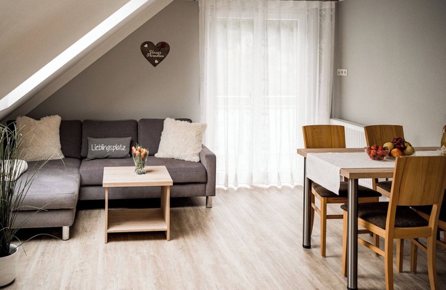 Apartment 'Paradies' with Mountain View, Shared Terrace and Wi-Fi