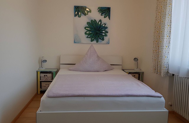 Apartment '1, 70 Qm' with Shared Garden, Balcony and Wi-Fi