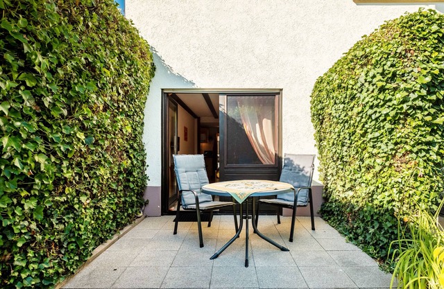 Apartment '1' with Private Terrace, Private Garden and Wi-Fi