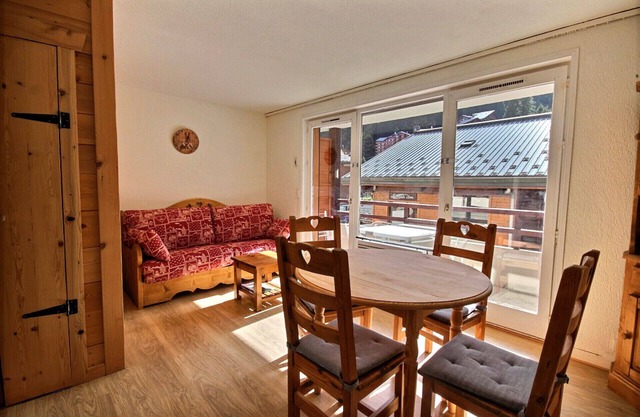 APARTMENT AT THE BOTTOM OF THE SLOPES - SAINT JEAN D'AULPS SKI RESORT 6 4 PEOPLE -RELAIS S36