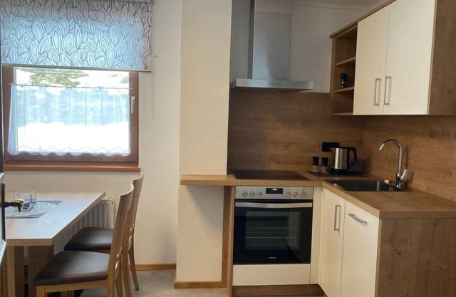 Apartment/2 bedrooms/shower, WC - Hallinger, Haus