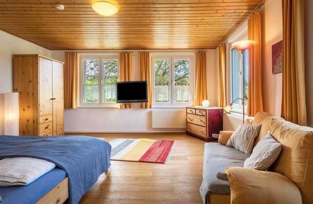 Apartment 'Bleichnau 3' with Shared Terrace and Wi-Fi