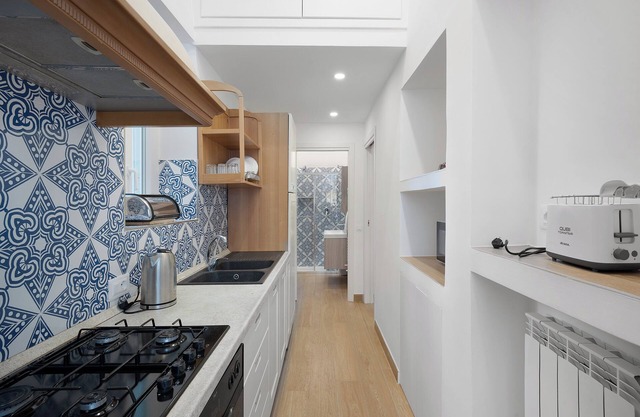 Apartment 'Central House' with Private Terrace, Wi-Fi and Air Conditioning
