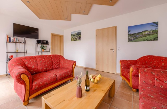 Apartment 'Dachsbau' with Private Terrace, Shared Garden and Wi-Fi