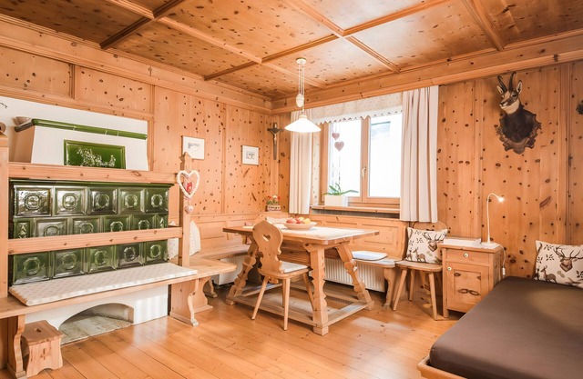 Apartment 'Draxlhof Latsch' with Mountain View, Private Garden and Wi-Fi