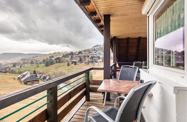 Apartment 'Erle' with Mountain View, Shared Terrace and Wi-Fi