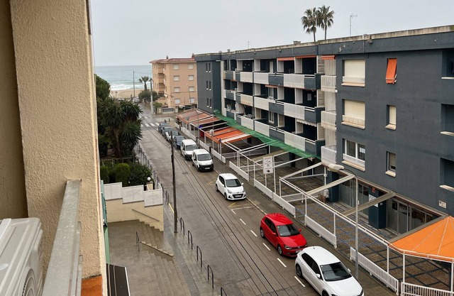 Apartment 'Falla' with Balcony, Wi-Fi and Air Conditioning