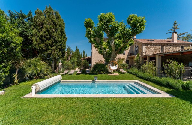 Apartment 'Fanny' with Shared Pool, Wi-Fi and AC