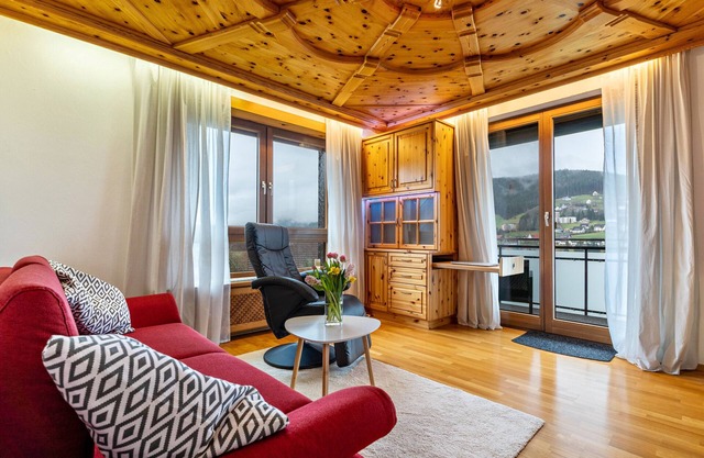 Apartment 'Ferienwohnung Panorama' with Mountain View, Shared Terrace and Wi-Fi