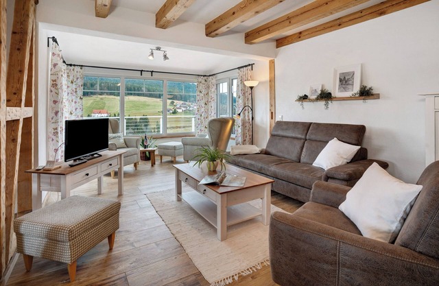 Apartment 'Ferienwohnung Rinkenberg' with Private Terrace and Wi-Fi