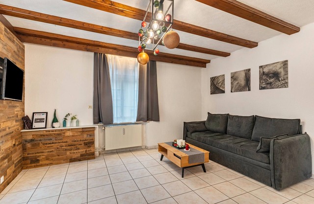 Apartment 'Ferienwohnung - Karlheinz' with Mountain View, Balcony and Wi-Fi