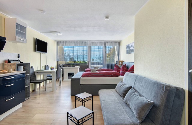 Apartment 'Feuersalamander' with Mountain View, Shared Garden and Wi-Fi