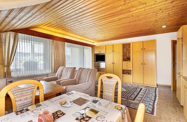 Apartment 'Fewo 2' with wintergarden and Wi-Fi