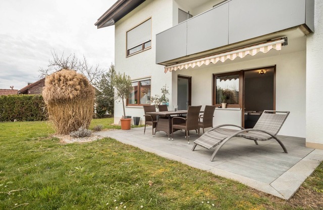 Apartment 'Fewo Hotz Am Golfclub Lindau 2b' with Mountain View, Private Terrace and Wi-Fi