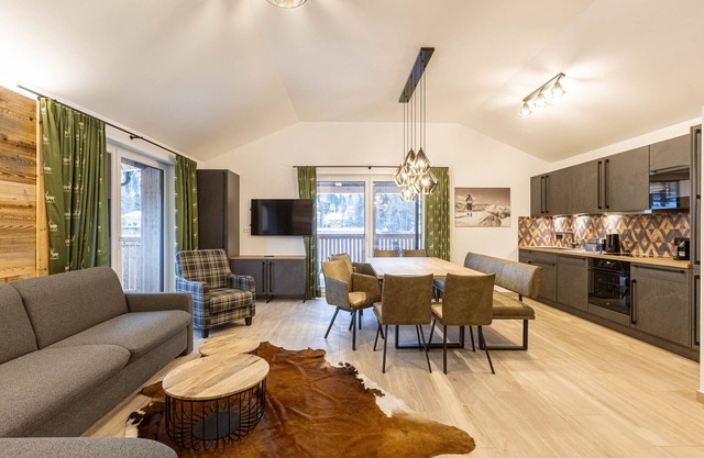 Apartment for up to 8 persons & Hot Tub