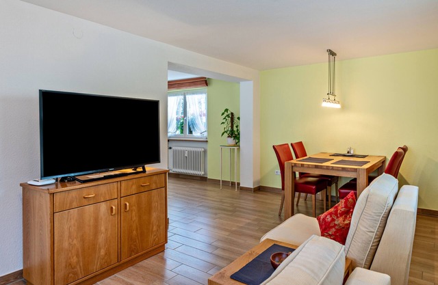 Apartment 'Haus Irma' with Mountain View, Balcony and Wi-Fi