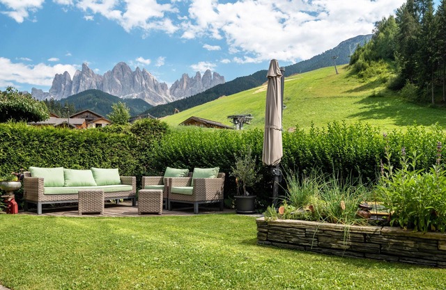 Apartment "Hilber App Fermeda" with Mountain View, Garden and Wi-Fi
