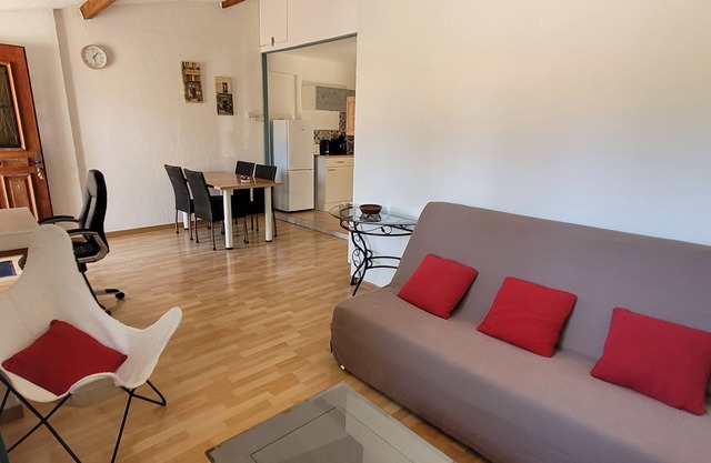 Apartment in a villa in the heart of Provenc!