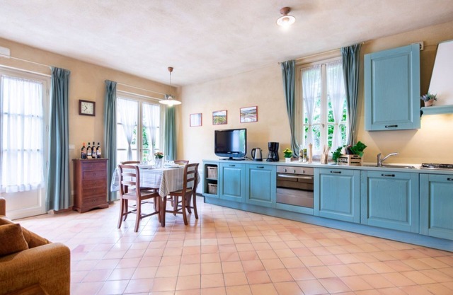 Apartment in historic Villa in Siena "IL CHIANTI"