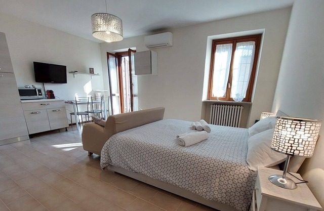 Apartment in Pavia with 1 bedrooms sleeps 2