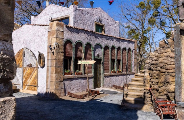 Apartment in the carriage builder's house, bottom left