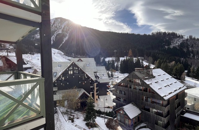 Apartment in the heart of Oz Station *ski*bike*hike