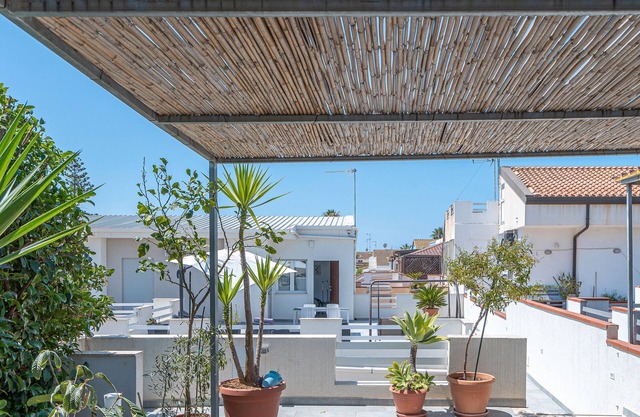 Apartment 'Stefany' with Private Terrace, Wi-Fi and Air Conditioning