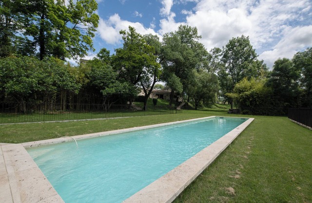 Apartment 'Le Frêne' with Shared Pool, Wi-Fi and Air Conditioning