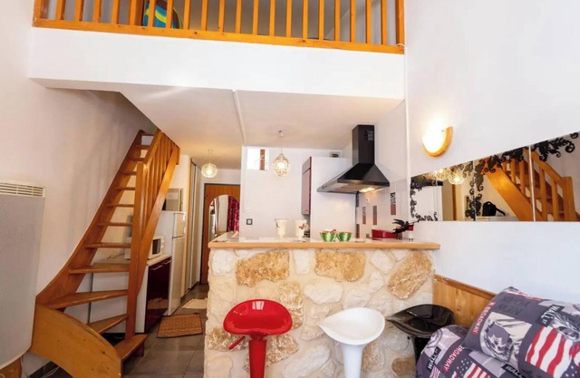 Apartment 'Le Thabor' with Mountain View and Balcony