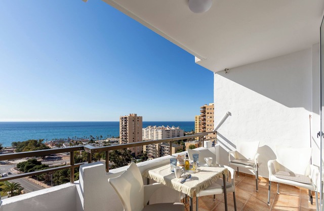 Apartment 'Loli' with Sea View, Wi-Fi and Air Conditioning