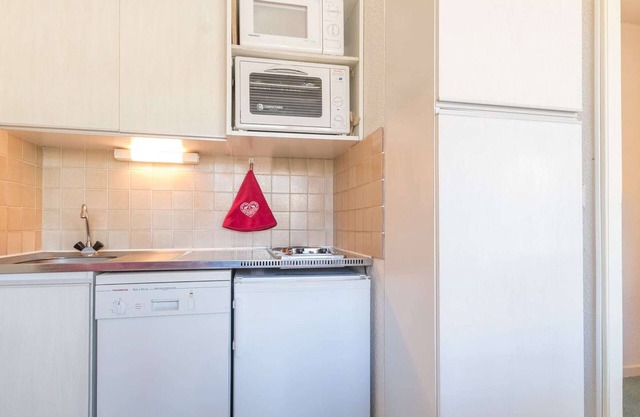 Apartment Montgenèvre - 2 bedrooms, balcony, washing machine, TV