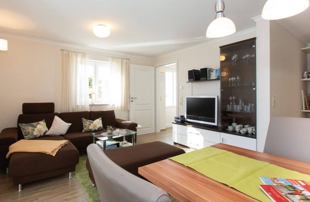 Apartment 'Morgensonne' with Shared Terrace, Shared Garden and Wi-Fi