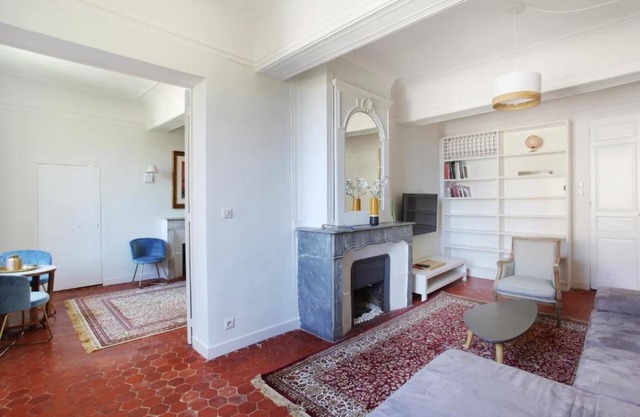 APARTMENT N° 22 MIRABEAU