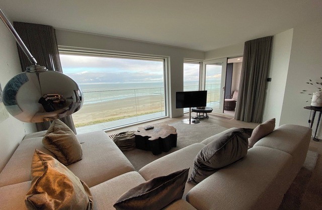 Apartment Nieuwpoort near Sandy Beach