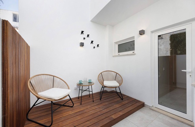 Apartment 'Old Town Apartments City View' with Balcony, Wi-Fi and Air Conditioning