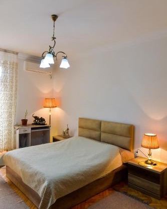 Apartment on Rustaveli Avenue