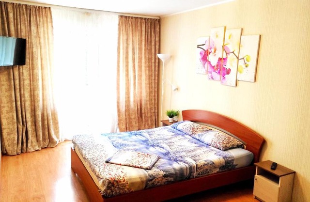 Apartment on Zavenyagina 4/2