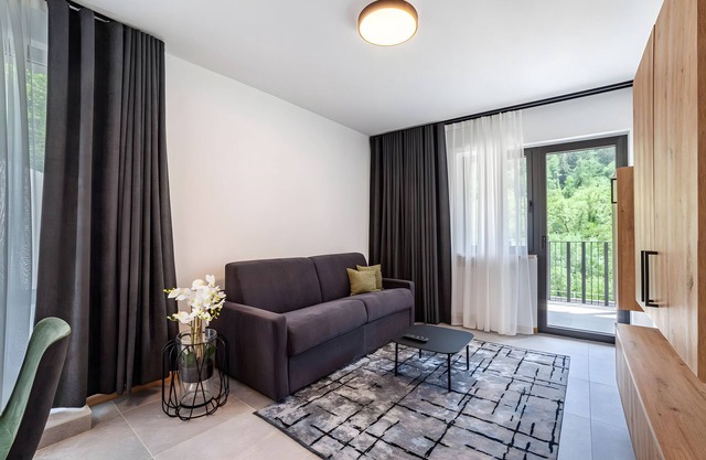 Apartment 'Pauli 3' with Mountain View, Shared Garden and Wi-Fi