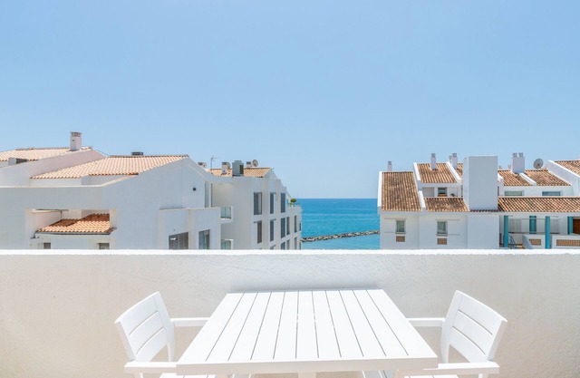 Apartment 'Penthouse Center Altea' with Sea View, Wi-Fi and Air Conditioning