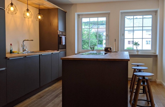 Apartment-Private Bathroom-City view