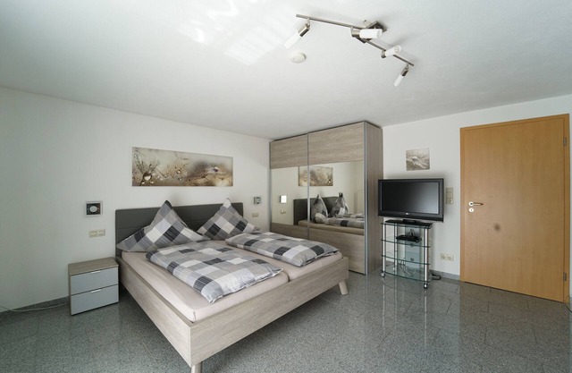 Apartment 'Rosengarten' with Private Terrace and Wi-Fi